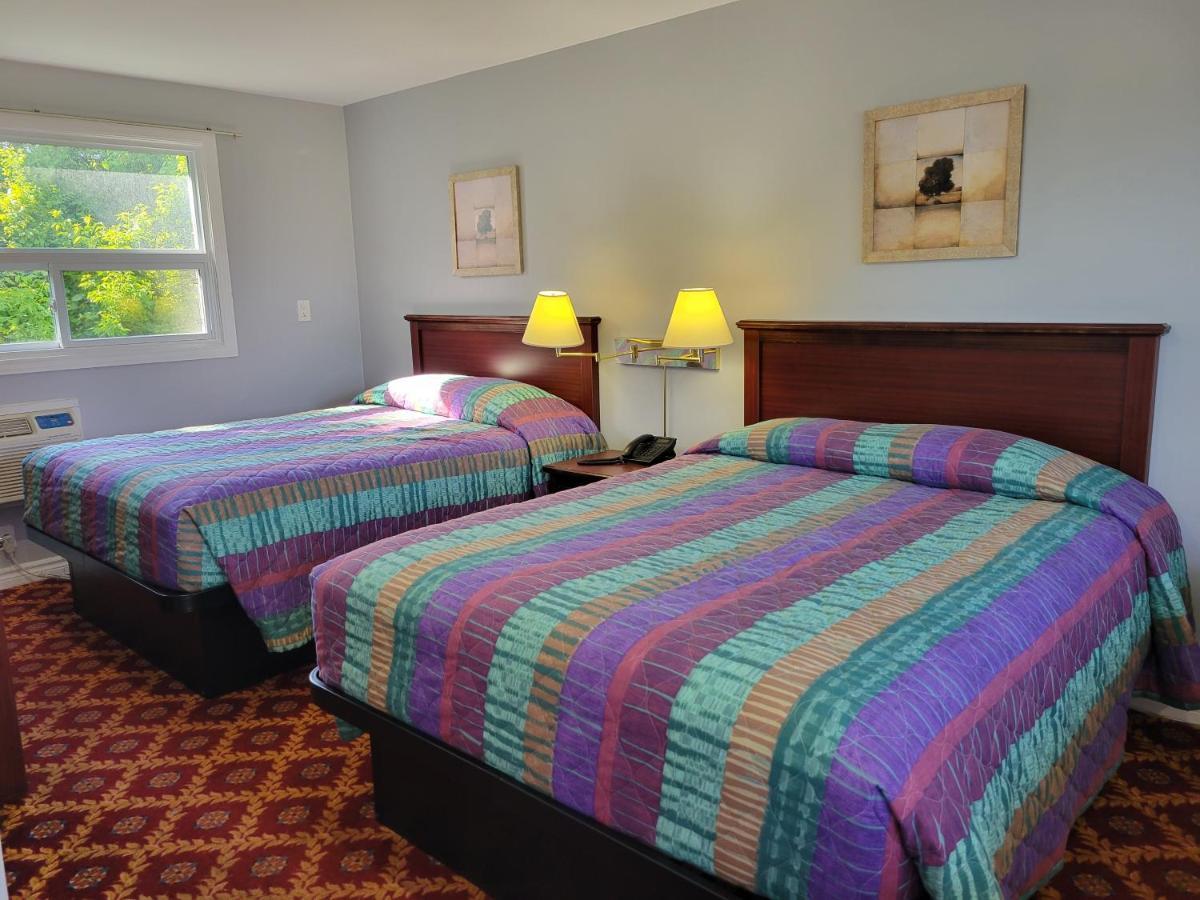 Knights Inn Cobourg Esterno foto