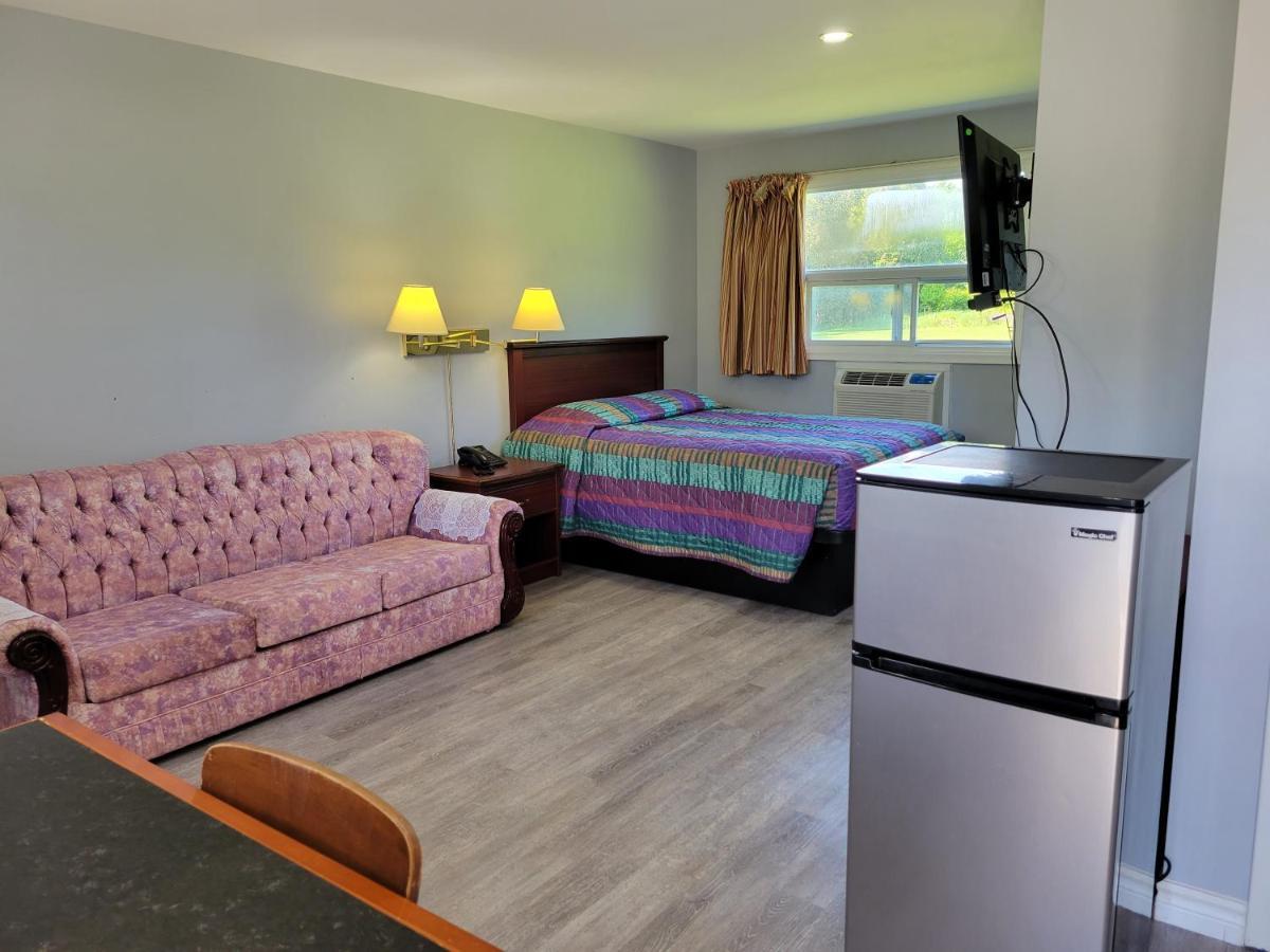 Knights Inn Cobourg Esterno foto