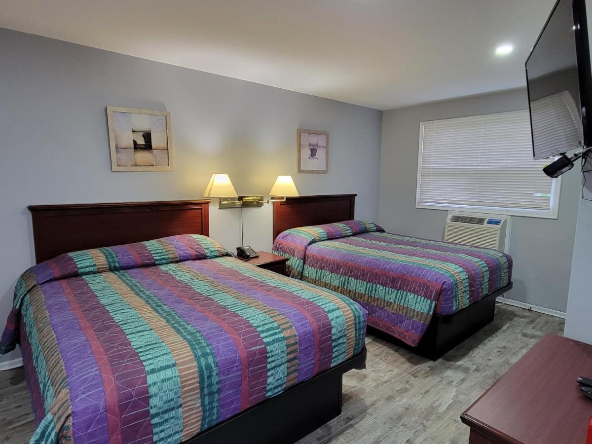 Knights Inn Cobourg Esterno foto
