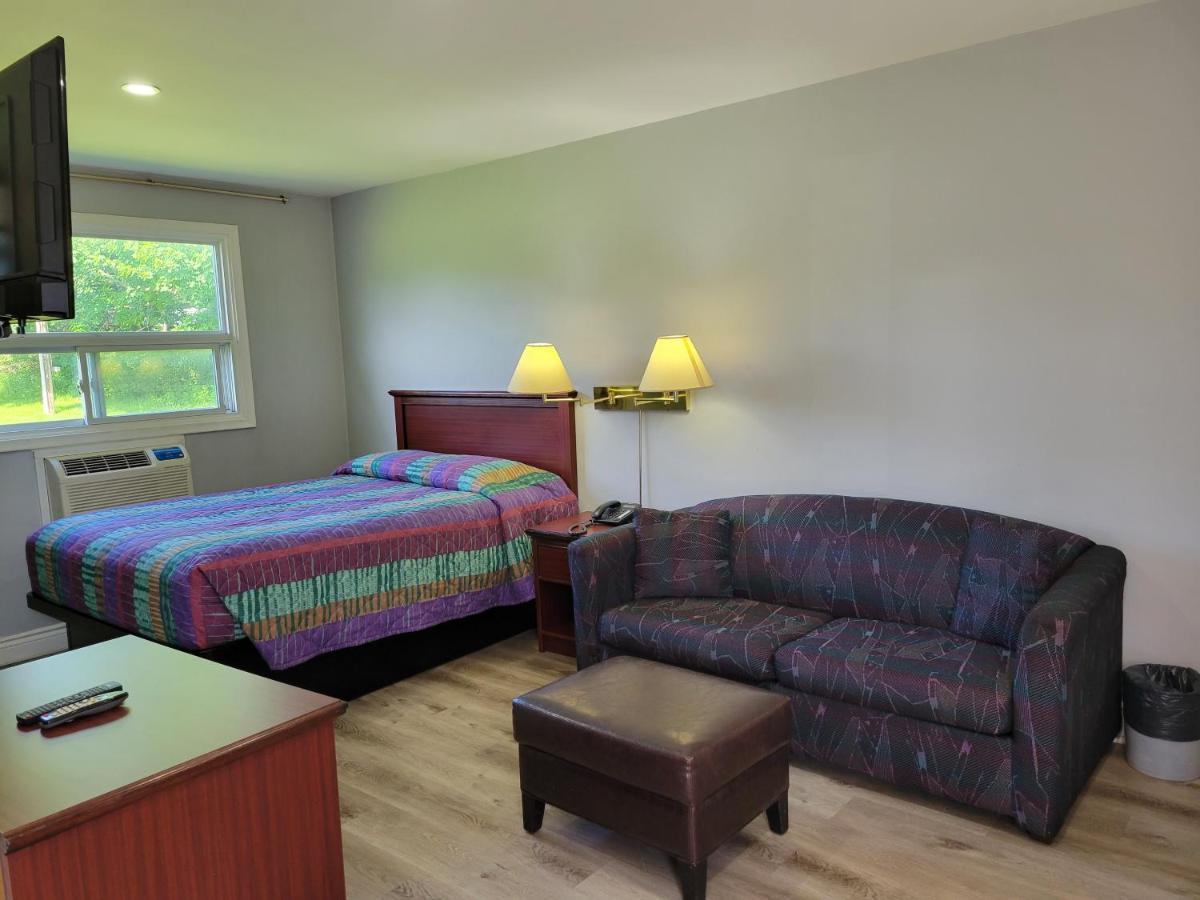 Knights Inn Cobourg Esterno foto