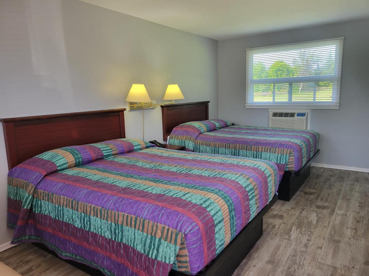 Knights Inn Cobourg Esterno foto